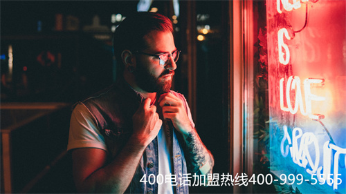 (400电话套餐应该要怎么样选择?)(办理400电话找谁？套餐怎么选？)